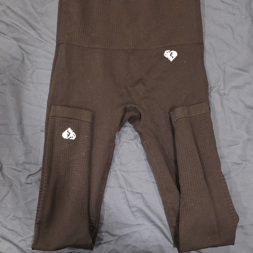 High-Waist Black Performance Leggings